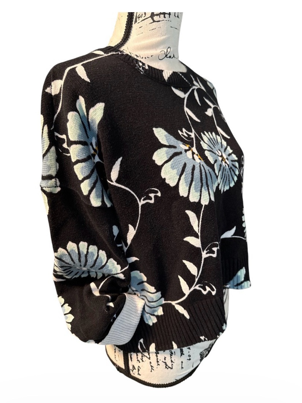 LOFT Black Floral Cropped Sweater Sz M Cotton Crewneck Contrast Cuffs Soft Knit